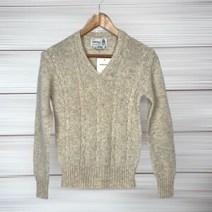 NWT Vintage MAJESTIC Knitwear 100% Shetland Wool Cable Knit Sweater V-neck